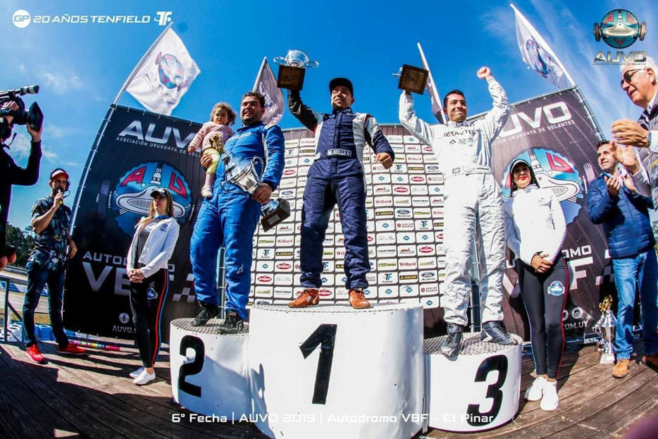 Superescarabajos: Gran triunfo de Abella en la línea de sentencia